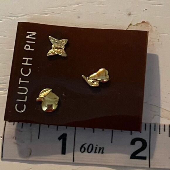 NEVER USED. 3-gold tone clutch pins/lapel pins (apple, pear & butterfly TEACHERS - Picture 11 of 11